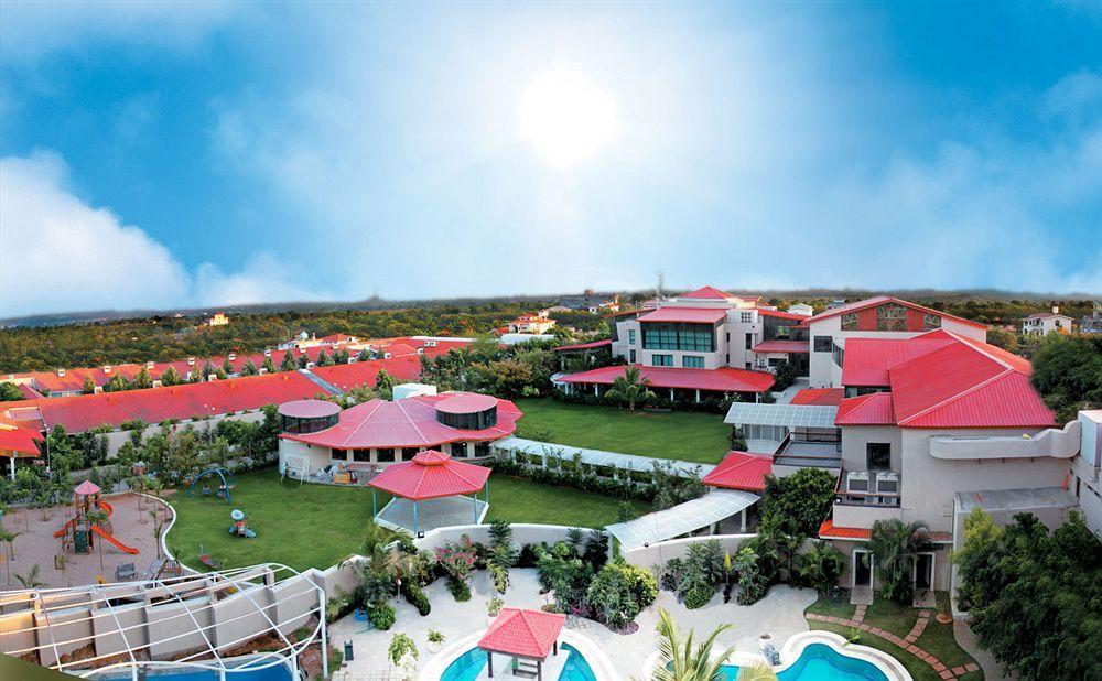 โอ บิซ พรีเมียร์ แอท ลีโอเนีย Hotel ไฮเดอราบัด ภายนอก รูปภาพ